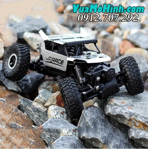 Xe ô tô điều khiên từ xa giá rẻ rock crawler siêu bền, đẹp