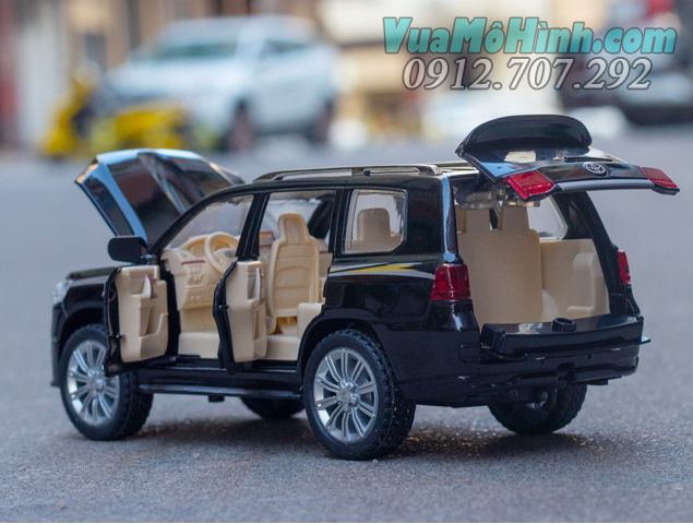 Mô hình xe ô tô Toyota Land Cruiser PRADO tỉ lệ 1:24