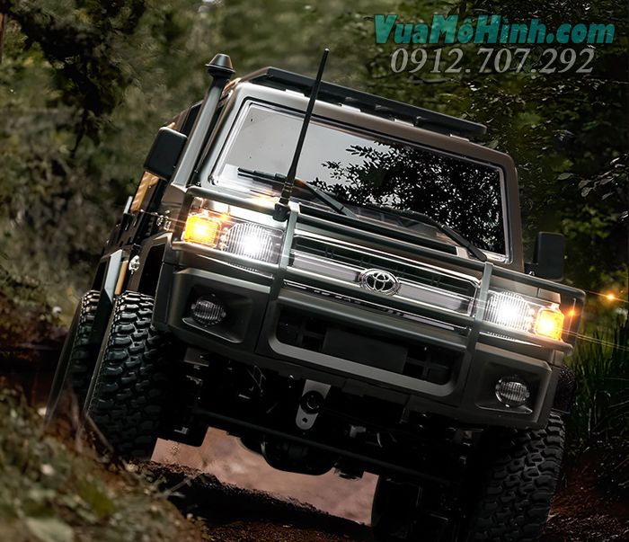 Xe ô tô địa hình điều khiển từ xa RC car MN82 MN82S Toyota Land Cruiser LC79 Super Tourier Patriot Campers