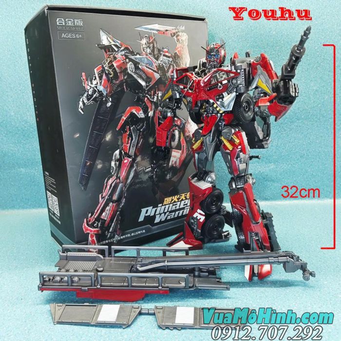 Robot Sentinel Prime biến hình xe cứu hỏa trong Transformers 3