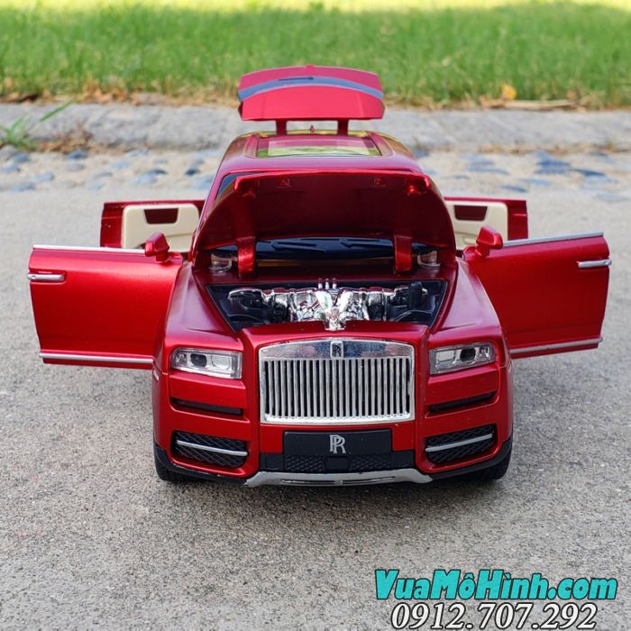 Mô hình siêu xe ô tô Rolls Royce Cullinan tỉ lệ 1:24