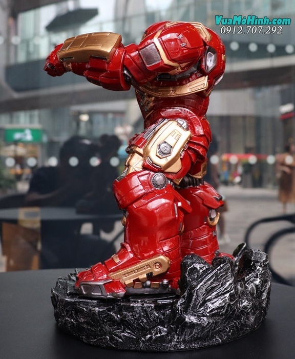 Mô hình tượng toàn thân Người khổng lồ xanh - Hulk phiên bản mặc giáp Người sắt Ironman Hulkbuster