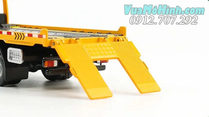 Mô hình xe tải cứu hộ dài chuyên dụng dạng thớt VOLVO tỉ lệ 1:50