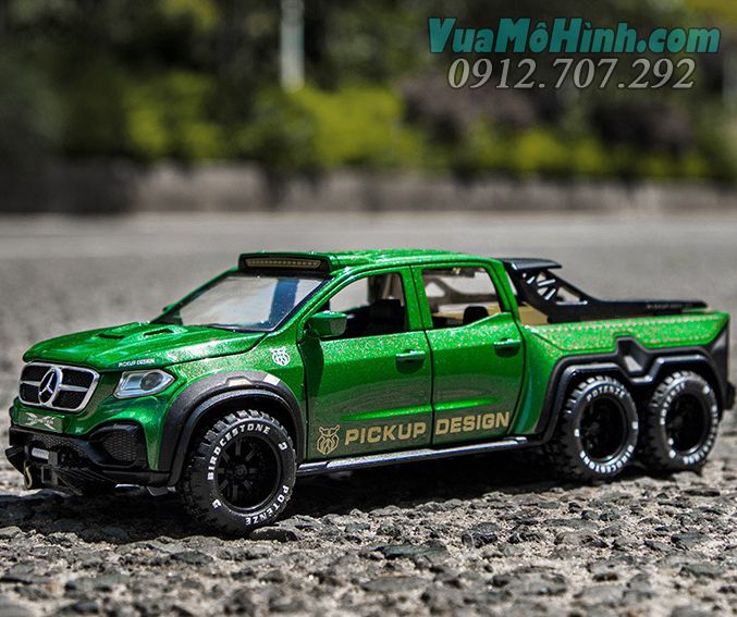 Ô tô mô hình tĩnh Mercedes Benz X-CLASS vỏ kim loại