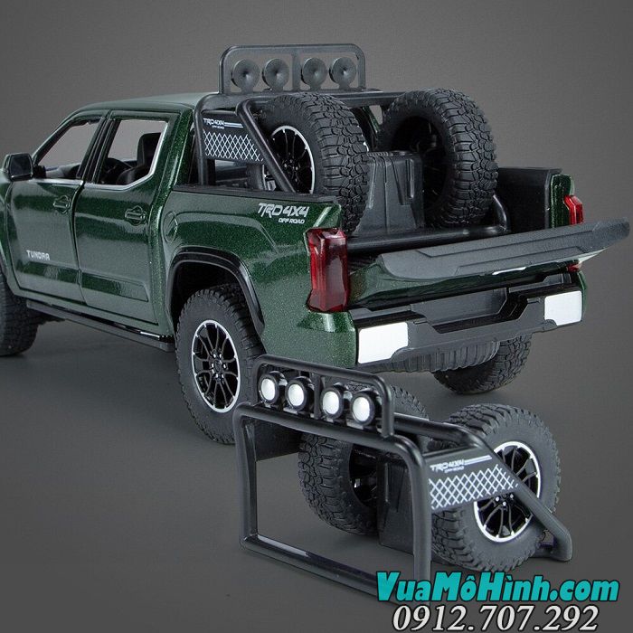 Mô hình xe ô tô Toyota Tundra pickup phiên bản 2023 tỉ lệ 1/24