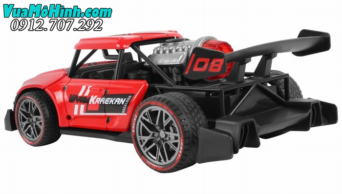 xe đua phun nhả khói vỏ kim loại thép điều khiển từ xa