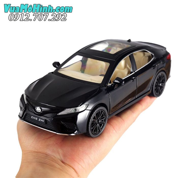 Mô hình xe Toyota Camry tỉ lệ 1/24 Chezhi