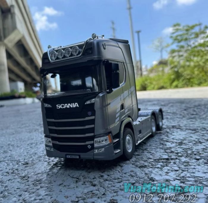 xe đầu kéo huina toys 1501 chính hãng 9 kênh tỉ lệ 1/18 xe ô tô tải móc scania mooc