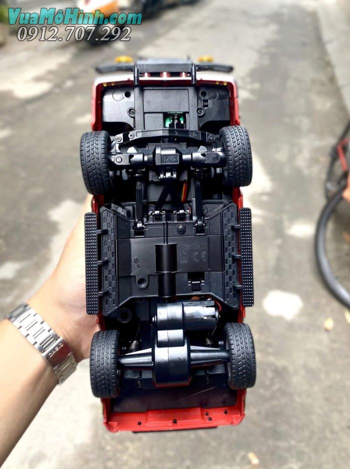 "Xe điều khiển từ xa Delica 4WD hộp số cơ khí đa chế độ phiên bản địa hình 1/24