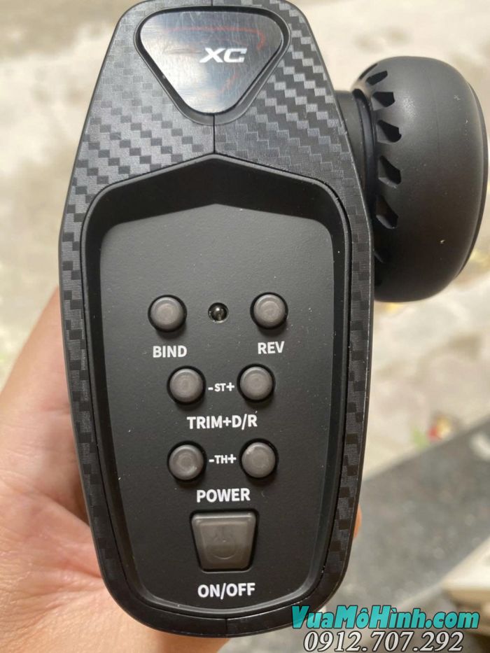 "Xe điều khiển từ xa Delica 4WD hộp số cơ khí đa chế độ phiên bản địa hình 1/24