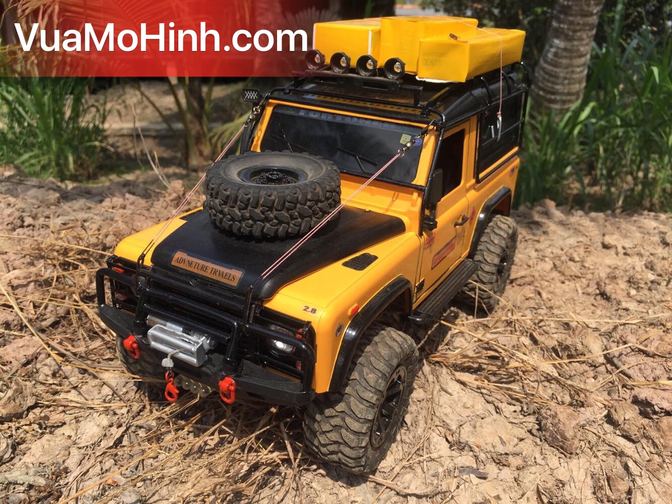 Xe bán tải Land Rover Defender điều khiển từ xa địa hình có camera HD