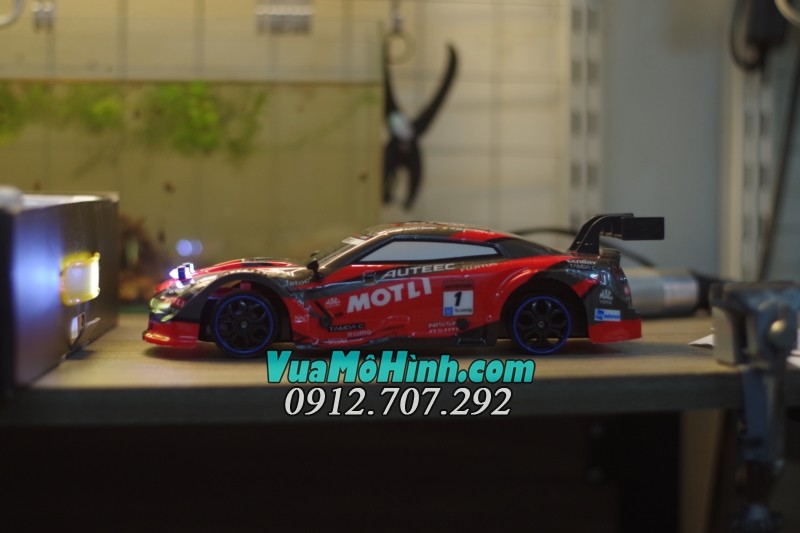 xe ô tô drift điều khiển từ xa có đèn