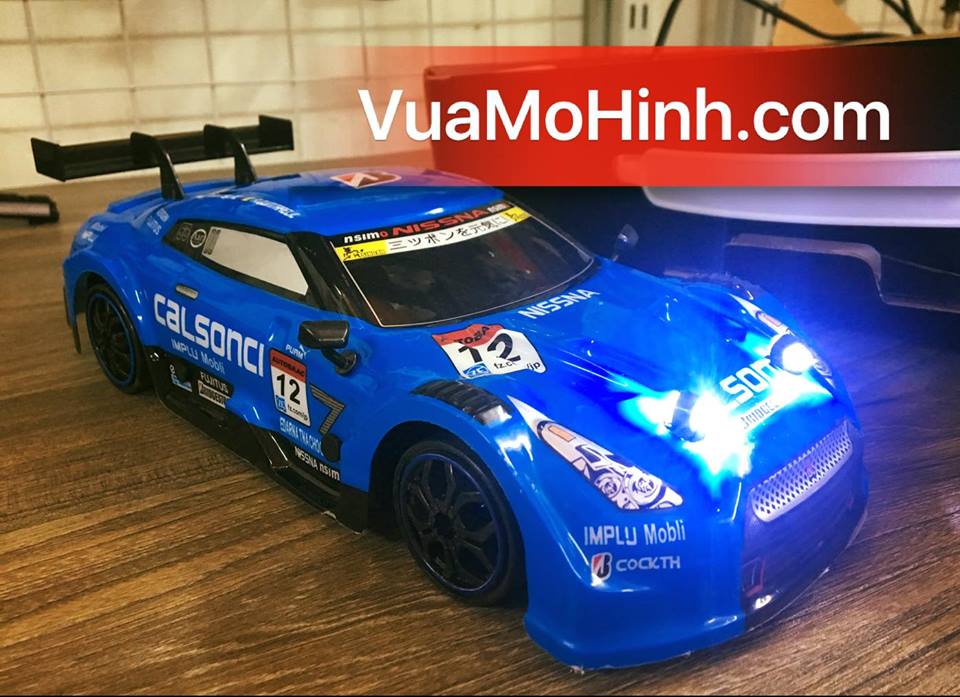 xe ô tô drift điều khiển từ xa có đèn