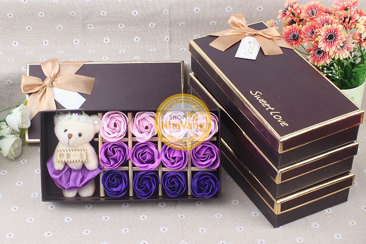 Hoa Hồng 3D Sáp Hộp 12 Bông Kèm Gấu NV374