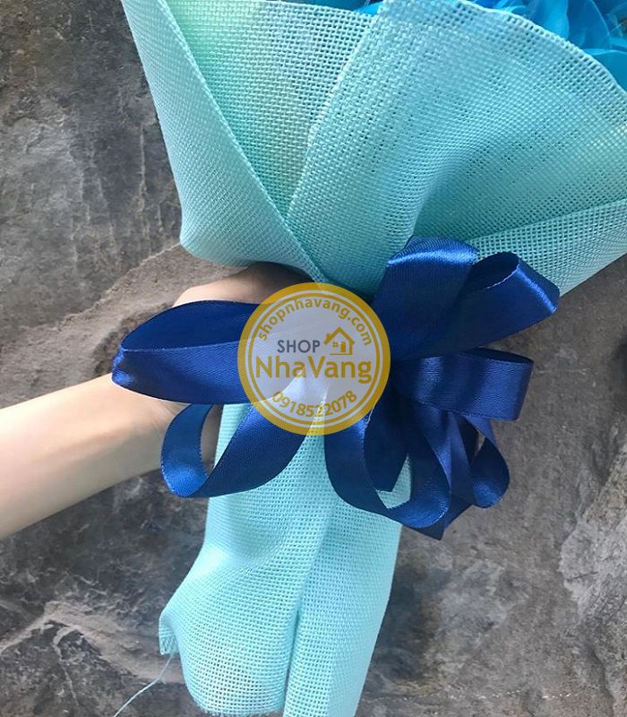 Hoa Hồng Sáp 33 Bông Kèm Giấy Gói NV352
