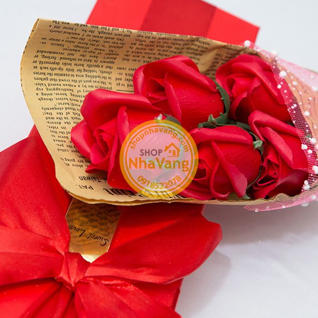 Hoa Hồng Sáp 5 Bông Kèm Hộp NV353