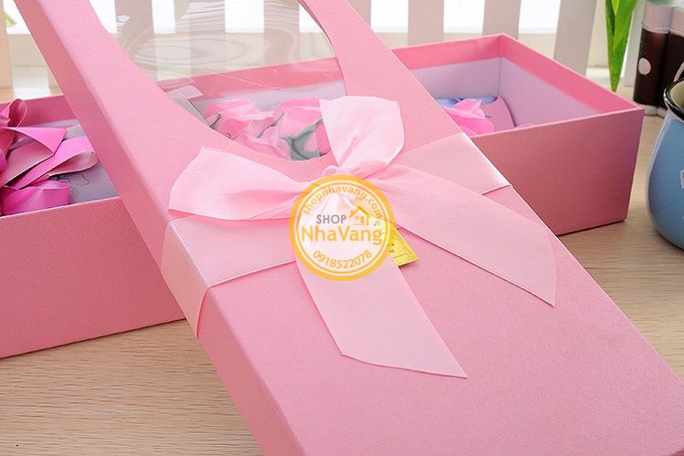Hoa Hồng Sáp 9 Bông Loại Lớn NV361