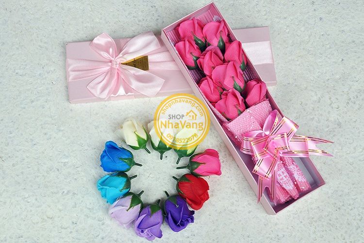 Hoa Hồng Sáp 9 Bông Loại Nhỏ NV363