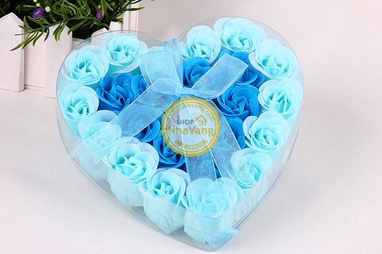 Hoa Hồng Sáp Hộp Trái Tim 23 Bông NV378