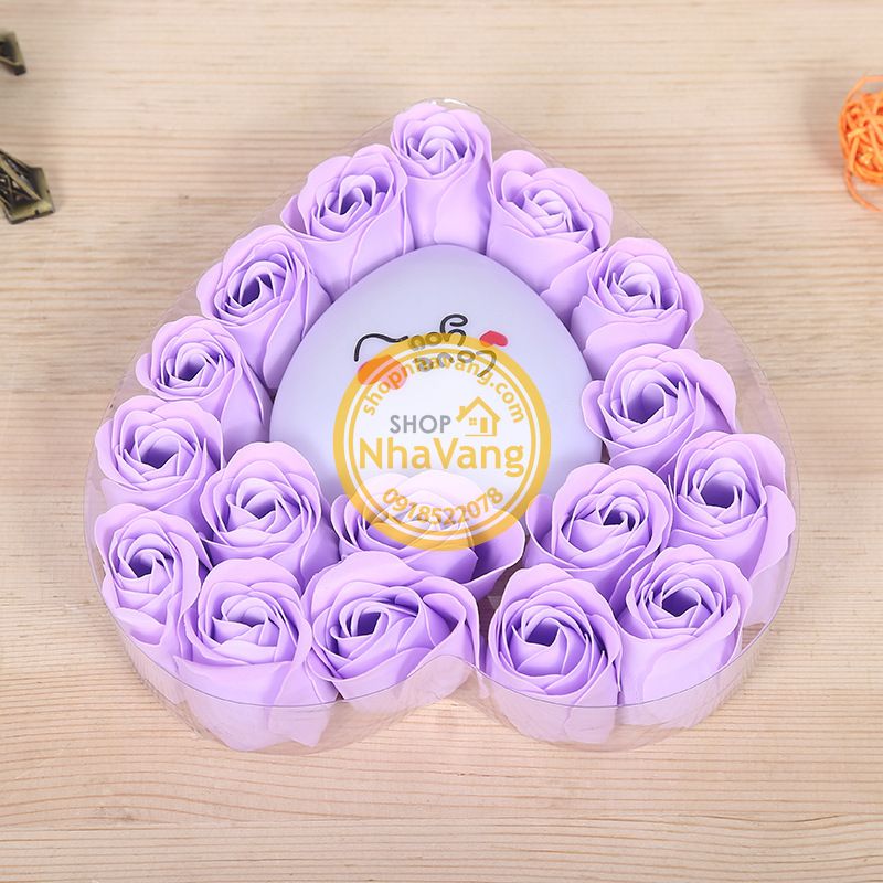 Hoa Hồng Sáp Kèm Trái Tim Phát Sáng NV376