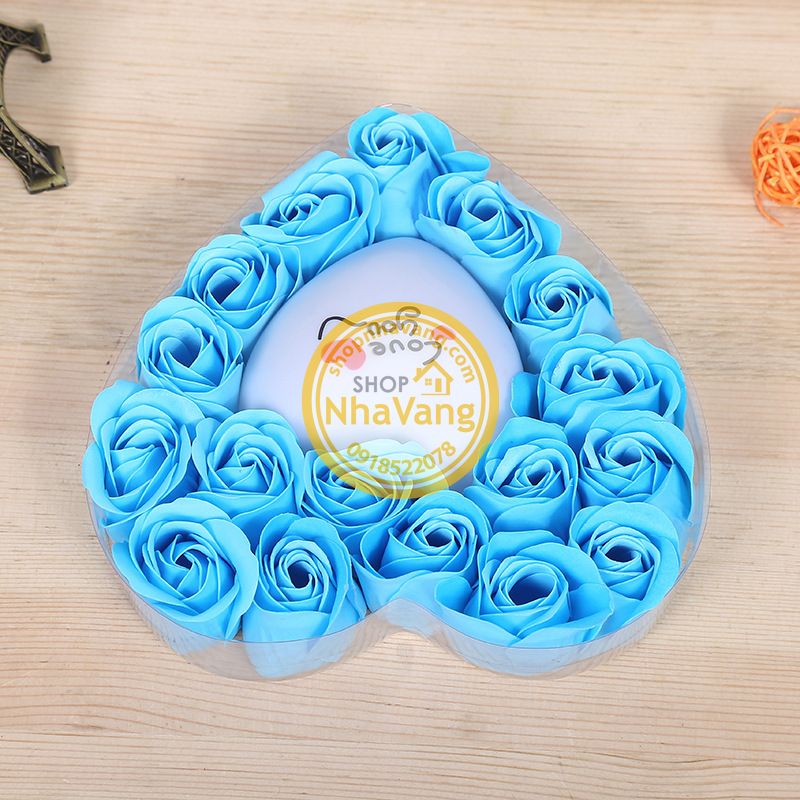 Hoa Hồng Sáp Kèm Trái Tim Phát Sáng NV376