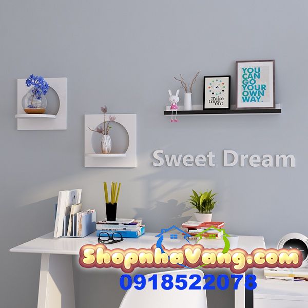 Kệ Treo Tường Bán Nguyệt Sweet Dream NV145