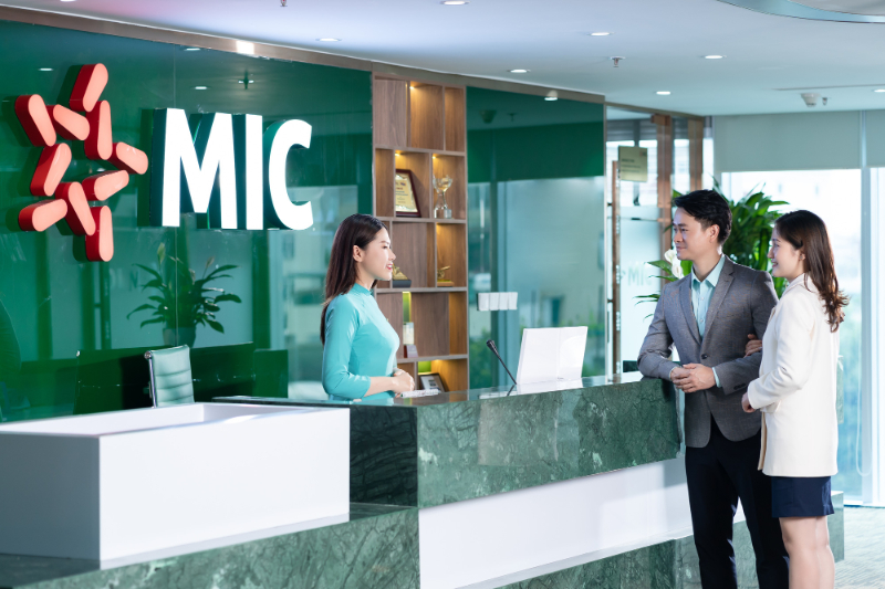 Công ty bảo hiểm nào cung cấp gói bảo hiểm tai nạn chất lượng?
