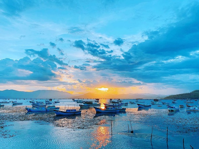 Đâu chỉ có Ghềnh Đá Đĩa, 3 bãi biển đẹp ở Phú Yên này cũng là nơi mà dân tình hay đến sống ảo