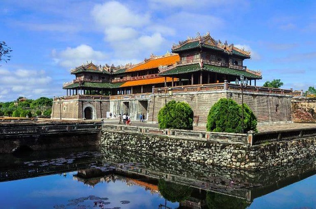 Du lịch về cố đô – Những công trình kiến trúc Huế mang đậm dấu ấn thời gian