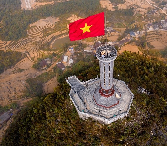 ‘Dân chơi’ nhìn phát biết ngay 5 cột cờ đẹp này ở đâu!