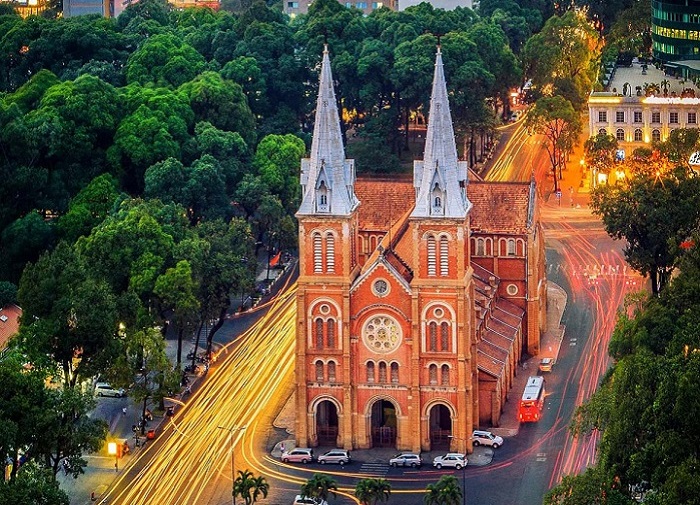 Kinh nghiệm du lịch Sài Gòn ngắm cảnh đẹp, sống ảo lung linh và ăn đặc sản siêu ngon