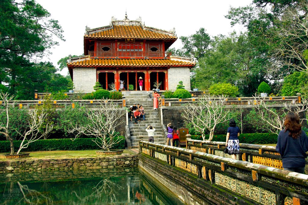 Nếu đến Huế, bạn hãy ghé thăm 7 khu lăng tẩm tuyệt đẹp này