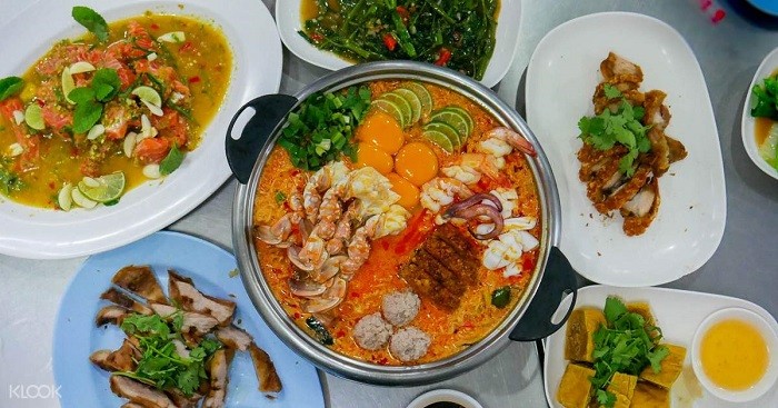 Ăn no không lo cháy túi tại 7 quán ăn đạt chuẩn sao Michelin tại Thái Lan