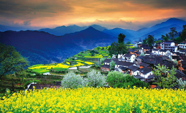 Xuyên không về quá khứ tại những ngôi làng cổ đẹp nhất Hoành Sơn