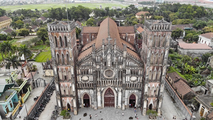 Phát hiện góc phố châu Âu thu nhỏ tại vương cung thánh đường Sở Kiện Hà Nam