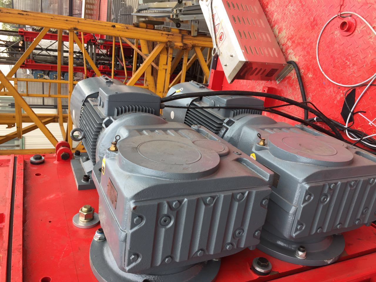 Ứng dụng của động cơ điện servo