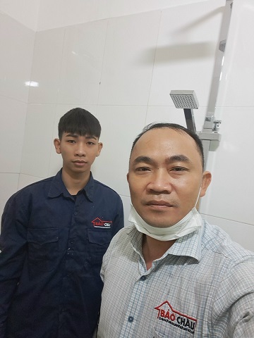 Nguy Hiểm Khi Đục Cổ Ống Chống Thấm Nhà Vệ Sinh