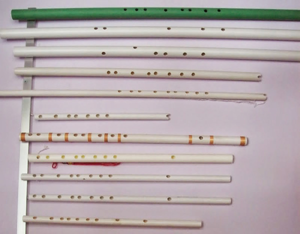 Hướng dẫn cách làm cây sáo từ ống nhựa PVC