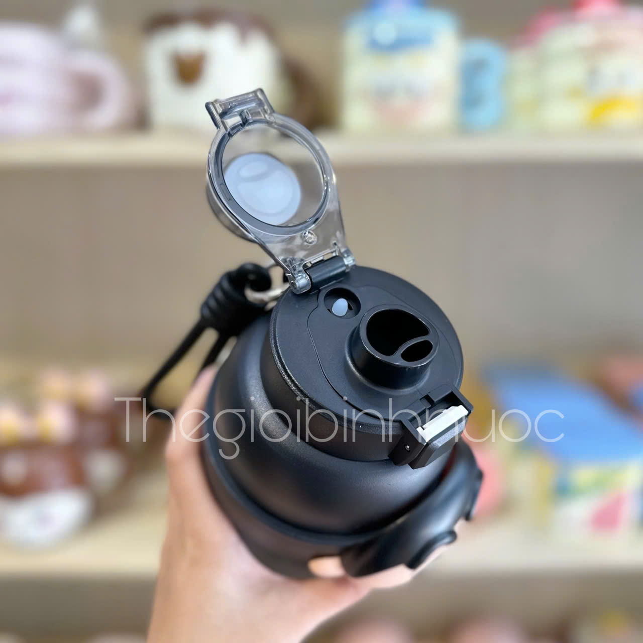 Bình Giữ Nhiệt Shin Cậu Bé Bút Chì 760ML