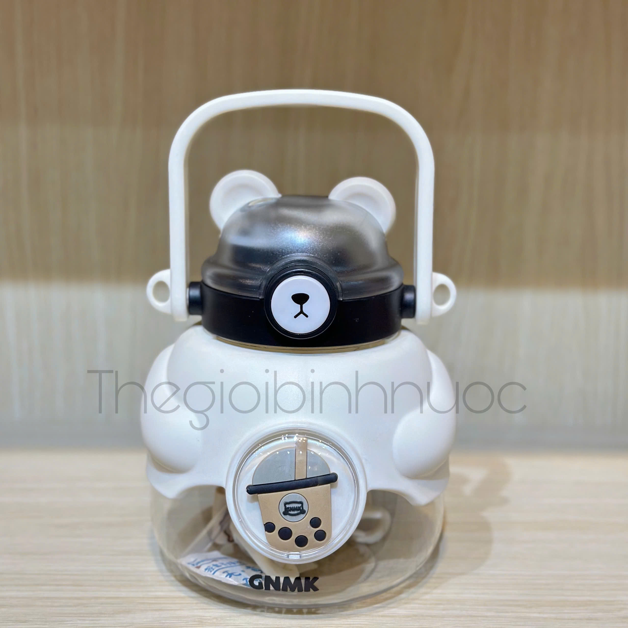 Bình Nhựa Gấu Đeo Chéo Dễ Thương 1L3