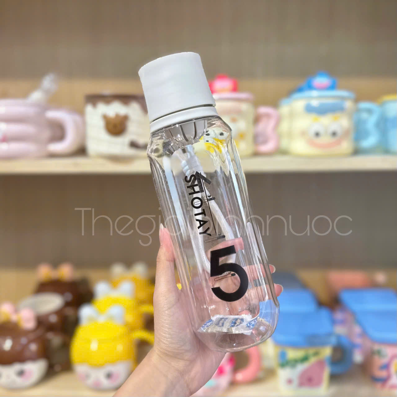 Bình Nước Nhựa Thể Thao Nhựa Tritan Cao Cấp 750ML