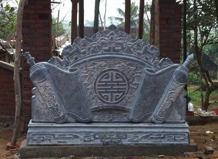 Cuốn thư đá  36