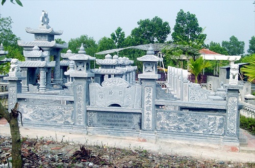 khu lăng mộ đá 03