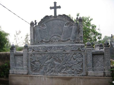 lang-mo-da-dep-cho-nguoi-cong-giao-binh-phong