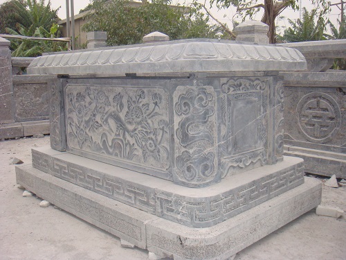 mộ đá không mái 