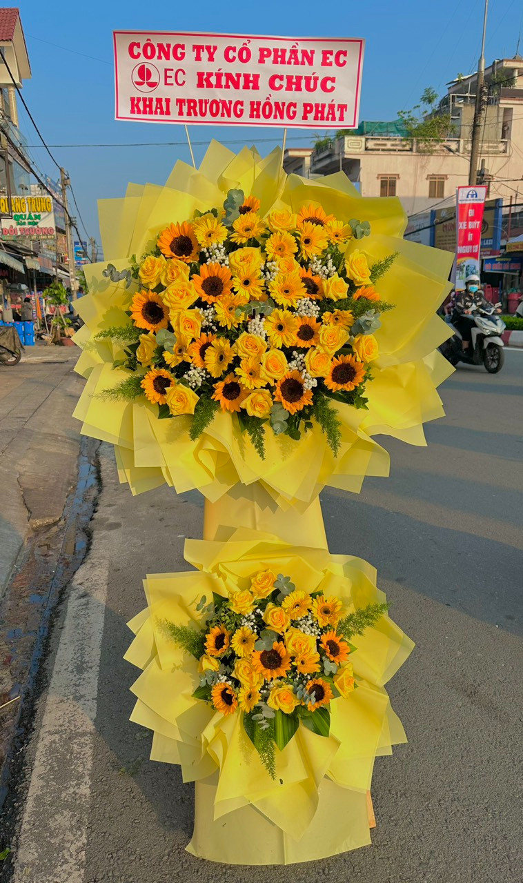 EC xin gửi bó hoa đầy yêu thương