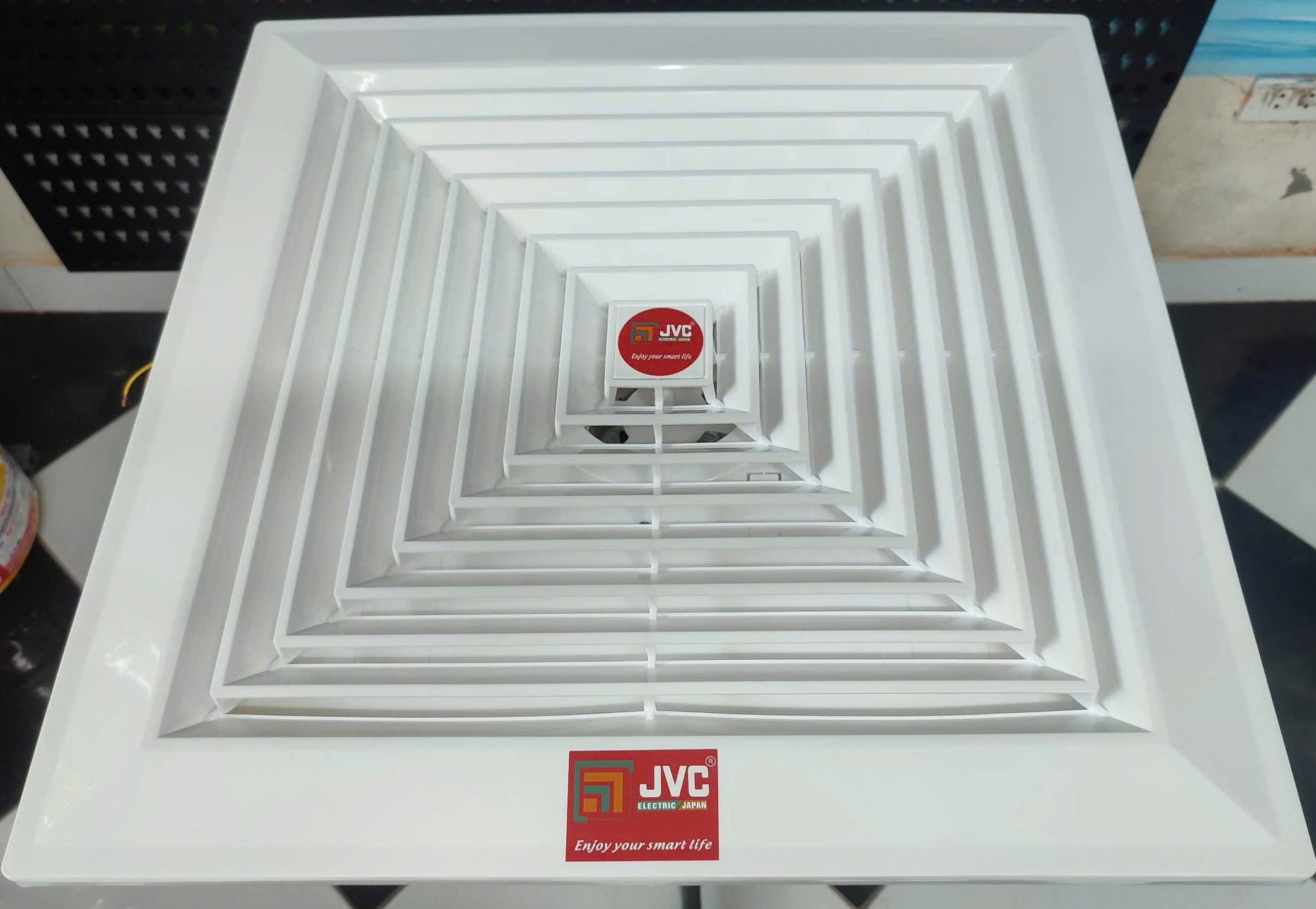 Quạt hút âm trần JVC 600x600