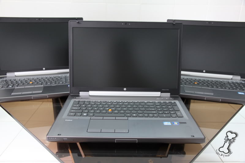 LAPTOP DO HOA HP 8760W