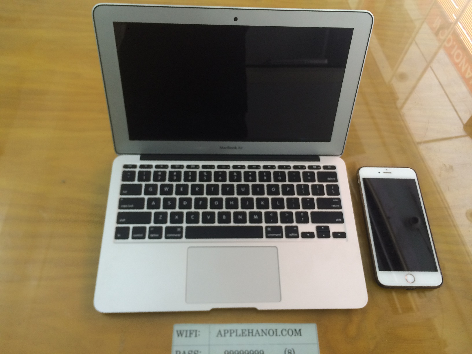 MACBOOK AIR MID 2013 MD711 11.6INCH LIKE NEW ĐẸP KHÔNG TÌ VẾT CORE I5 RAM 4GB SSD 128GB