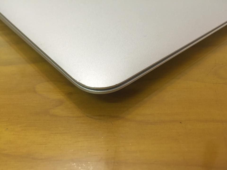 macbook air mjve2 bi can goc